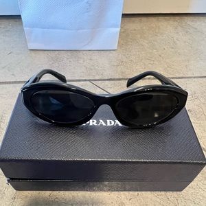 Prada Symbole sunglasses - Black